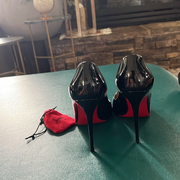 CHRISTIAN LOUBOUTIN HEELS. Never worn - Picture 5 of 5